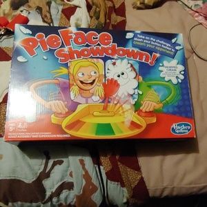 Pieface showdown game